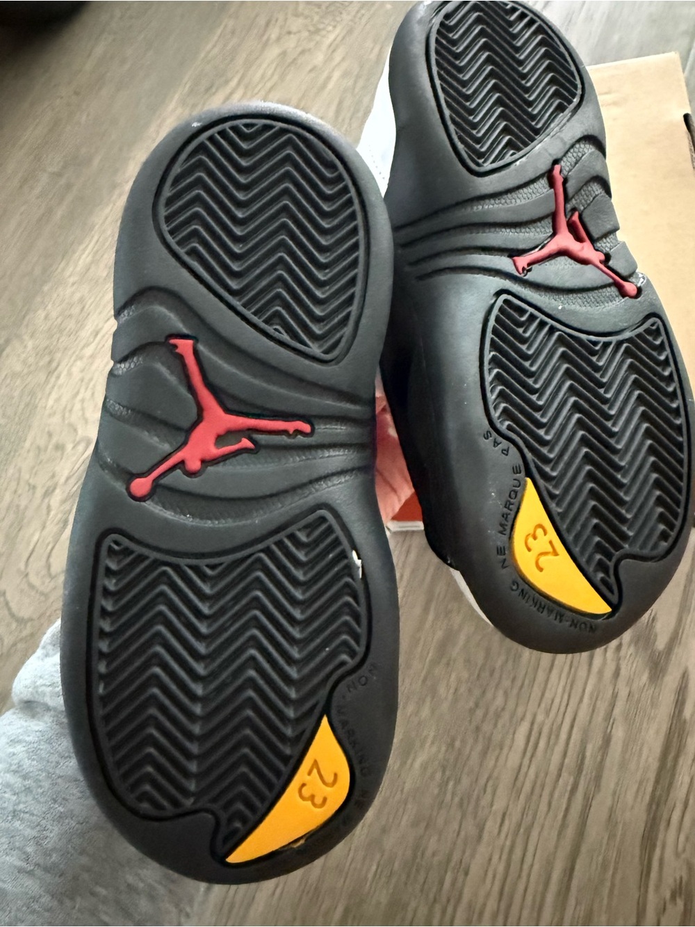 Nike Jordan 12 Retro Toddler Shoe Box - Black/White/Red - Picture 4 of 4